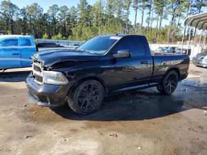 RAM 1500 ST 5.7L 8 2015