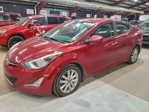 Hyundai Elantra SE 1.8L 4 2015