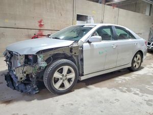 Toyota Camry BASE 2.5L 4 2010