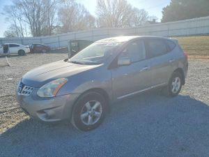 Nissan Rogue S 2.5L 4 2013
