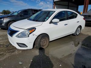Nissan Versa S 1.6L 4 2017