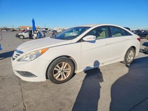 Hyundai Sonata GLS 2.4L 4 2014