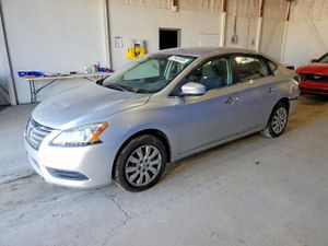Nissan Sentra S 1.8L 4 2015