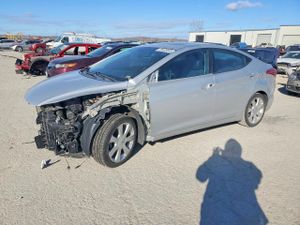 Hyundai Elantra GLS 1.8L 4 2013