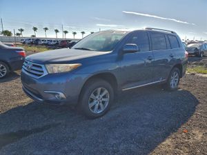 Toyota Highlander BASE 3.5L 6 2012