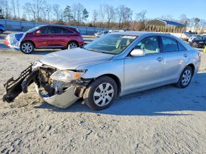 Toyota Camry BASE 2.5L 4 2010