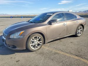 Nissan Maxima S 3.5L 6 2012