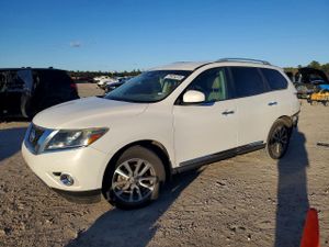 Nissan Pathfinder S 3.5L 6 2014