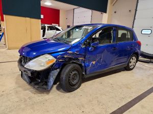 Nissan Versa S 1.8L 4 2012