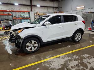 Kia Spectra BASE 2.4L 4 2013