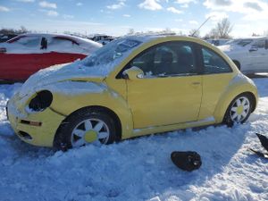 Volkswagen Beetle 2.5L 5 2010