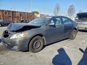 Toyota Camry BASE 2.5L 4 2011