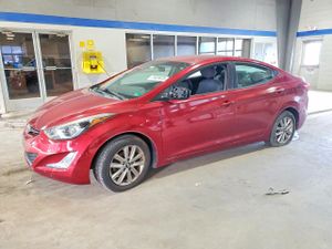 Hyundai Elantra SE 1.8L 4 2015