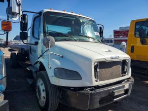 Freightliner Business Class M2 106 MEDIUM DUTY 6.7L 6 2013