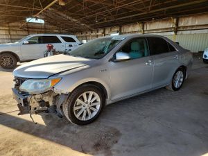 Toyota Camry HYBRID 2.5L 4 2012