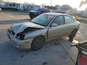 Hyundai Elantra GLS 2.0L 4 2005
