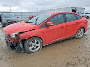 Ford Focus SE 2.0L 4 2013