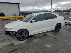 Volkswagen Jetta SE 1.8L 4 2014
