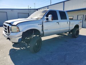 Ford F-350 SRW SUPER DUTY 6.0L 8 2005