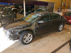 Nissan Altima SR 3.5L 6 2011