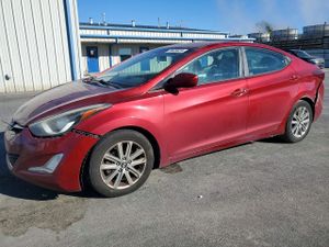 Hyundai Elantra SE 1.8L 4 2014