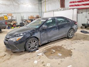 Toyota Camry LE 2.5L 4 2015