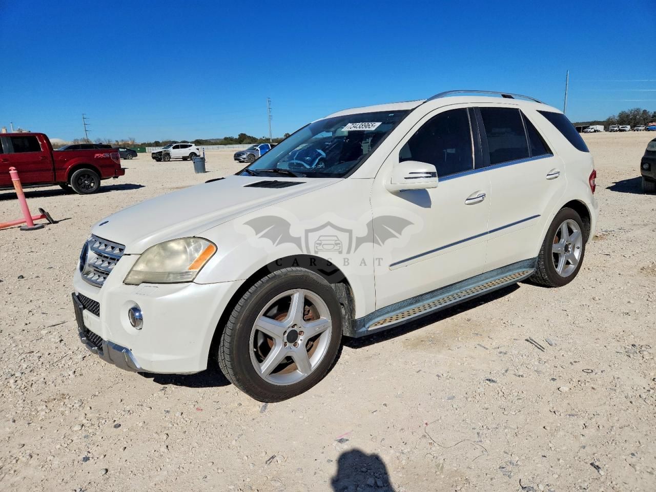 Mercedes-Benz ML 550 4MATIC 5.5L 8 2011
