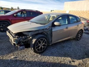 Ford Focus SE 2.0L 4 2015