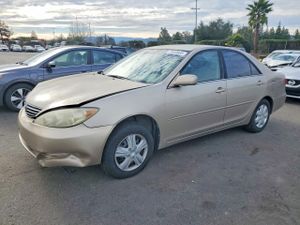 Toyota Camry LE 2.4L 4 2005