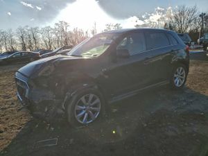Mitsubishi Outlander SE 2.0L 4 2014
