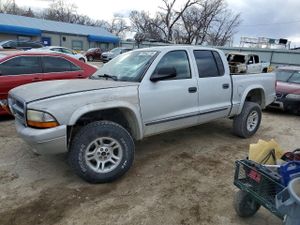 Dodge Dakota QUAD SLT 4.7L 8 2003