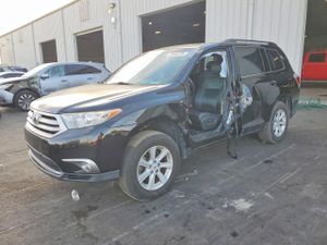 Toyota Highlander BASE 2.7L 4 2012