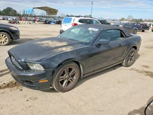 Ford Mustang 3.7L 6 2013