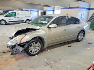 Nissan Altima BASE 2.5L 4 2010