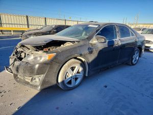 Toyota Camry BASE 2.5L 4 2012