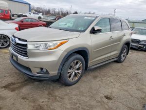 Toyota Highlander XLE 3.5L 6 2014
