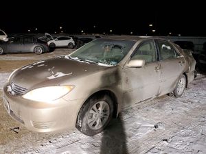 Toyota Camry LE 3.0L 6 2006