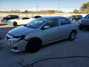 Toyota Corolla BASE 1.8L 4 2010