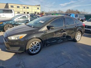 Ford Focus SE 2.0L 4 2015
