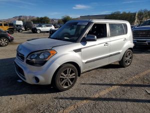Kia Soul + 2.0L 4 2013