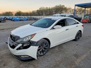 Hyundai Sonata SE 2.4L 4 2013