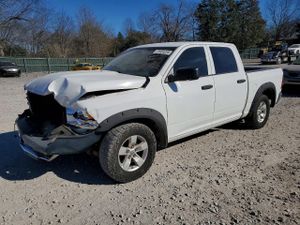 RAM 1500 ST 4.7L 8 2013
