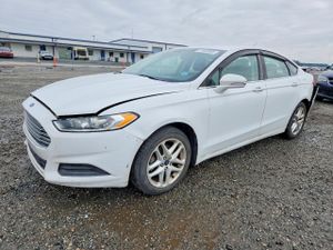 Ford Fusion SE 1.5L 4 2014