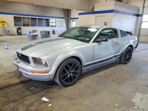 Ford Mustang 4.0L 6 2005
