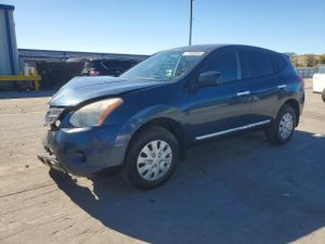 Nissan Rogue S 2.5L 4 2013
