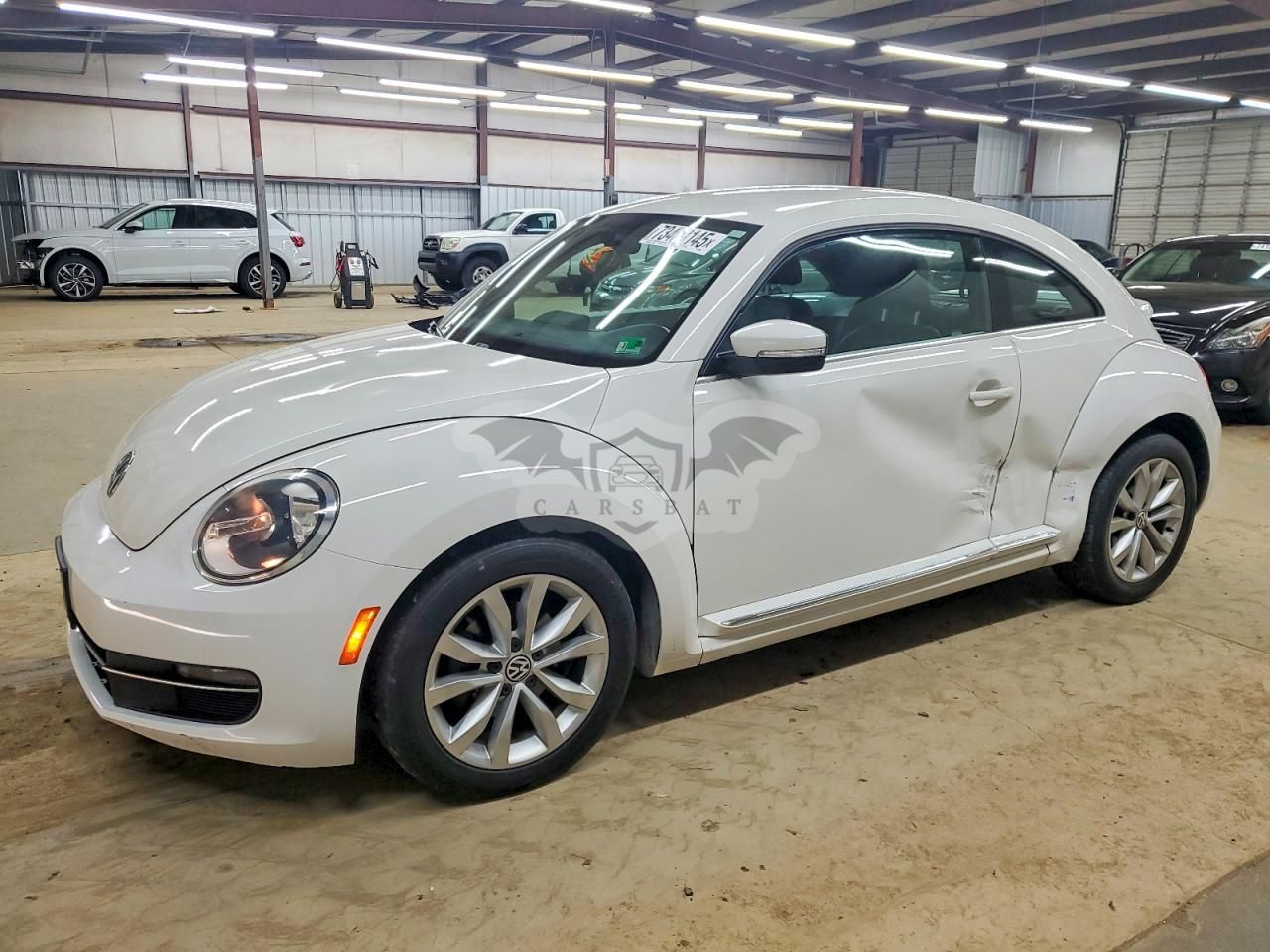 Volkswagen Beetle 2.0L 4 2013
