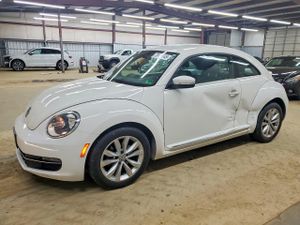 Volkswagen Beetle 2.0L 4 2013