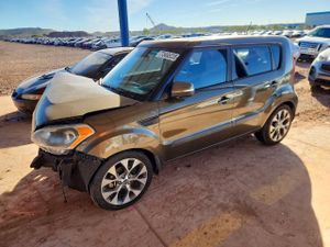 Kia Soul + 2.0L 4 2013