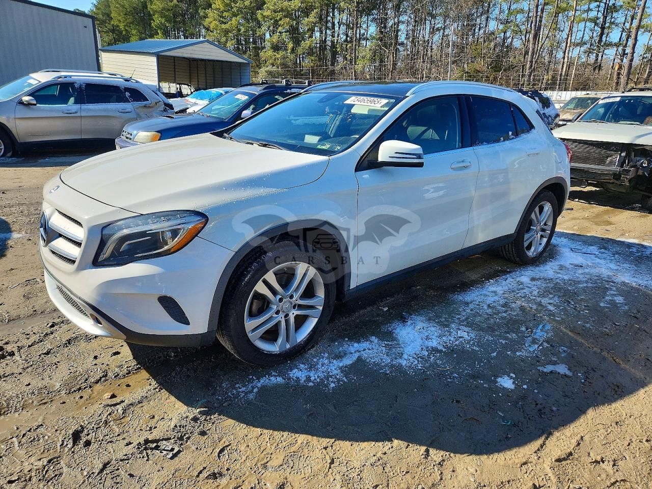 Mercedes-Benz GLA 250 4MATIC 2.0L 4 2015