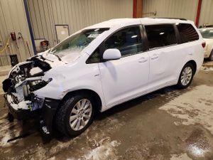 Toyota Sienna LE 3.5L 6 2017